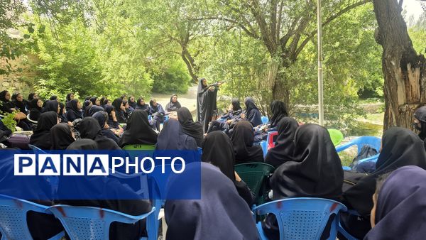 برگزاری اردوی عملی درس آمادگی دفاعی دانش‌آموزان در اردوگاه پنجعلی شازند