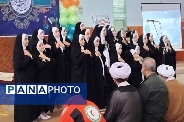 جشن چلچراغ آیه‌ها در سالن ورزشی ۲۲ بهمن اهر