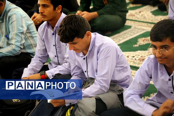 اجتماع همایش «شکوه اقتدار» بسیجیان در لنده