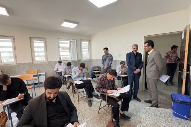 برگزاری آزمون جذب مدرسان آموزش خانواده استان مرکزی