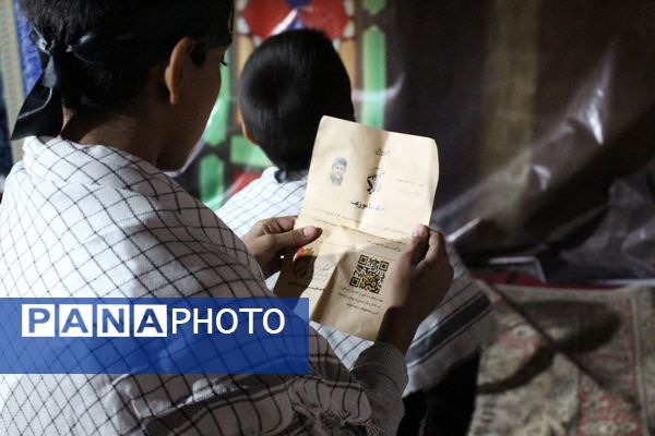 بازدید دانش‌آموزان بسیجی از نمایشگاه بزرگ قله افتخار 