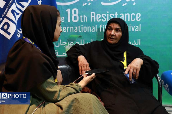 انسیه شاه‌حسینی: زنان در جنگ، فقط لباس نمی‌شستند؛ آن‌ها بخشی از خط مقدم بودند