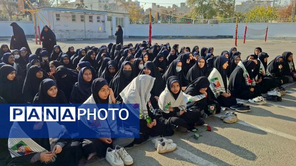 عطر شهادت در کلاس درس ؛ دانش آموزان شاهد وصال میزبان شهید گمنام شدند