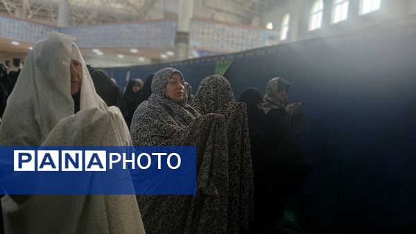 نماز جمعه سدی محکم در برابر دشمن