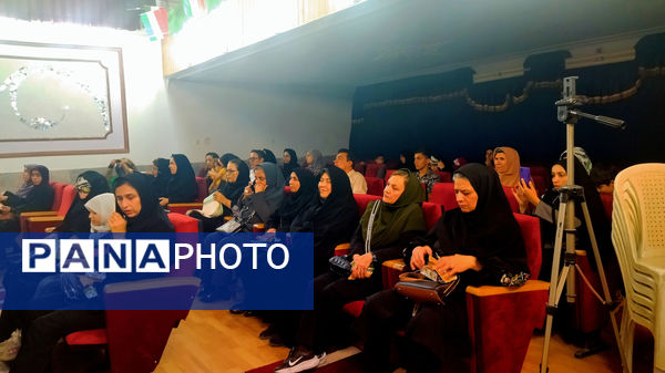 برگزاری شب شعر به زبان‌ها و گویش‌های بومی و محلی استان خراسان شمالی 