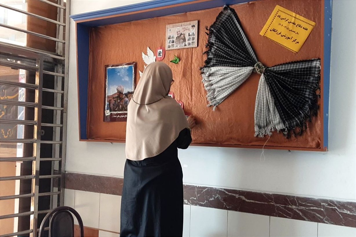 دبیرستان فرزانگان قائمشهر به استقبال مهر رفت