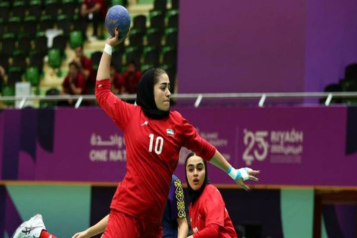 تیم ملی هندبال بانوان به فینال نرسید/ امید دختران ایران به کسب مدال برنز
