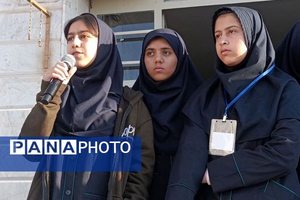 انتخابات شورای دانش آموزی در دبیرستان مهر نیشابور