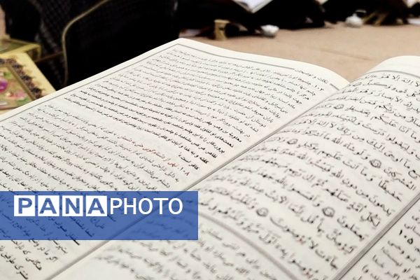 محفل انس با قرآن کریم همزمان با فرارسیدن ماه مهمانی خدا در کاشمر