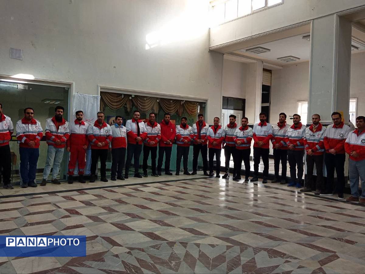 همایش دهه بصیرت و مقاومت در تویسرکان با حضور رئیس جمعیت هلال‌احمر کشور