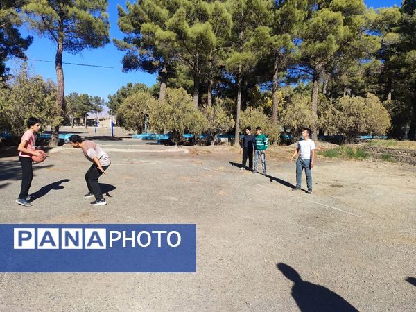 گذری بر اردوی یک شبه دبیرستان شاهد ابوذر غفاری نیشابور 