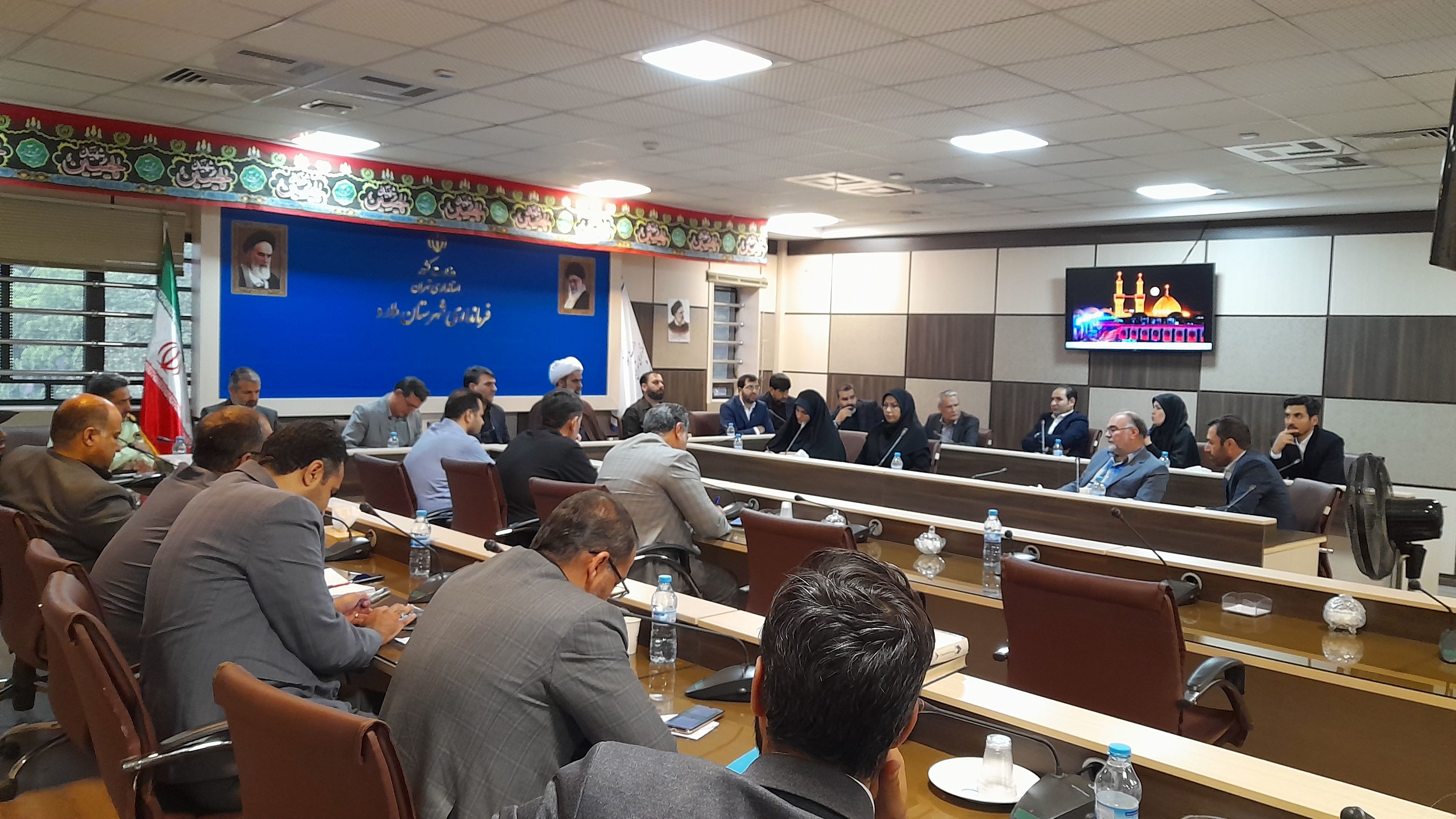 مشکلات آموزش و پرورش با کمک دانش‌آموزان، معلمان و اولیا حل می‌شود