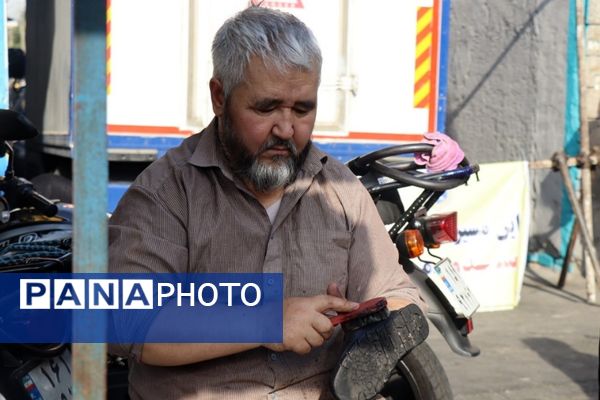 پای‌برهنه،در مسیر عشق