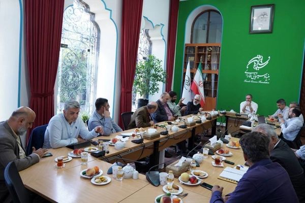 جشنواره باید بهانه‌ای برای ایجاد فضایی شاد در شرایط امروز باشد