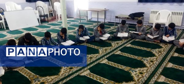 سومین جلسه گفتمان دینی در دبستان پسرانه فضیلت