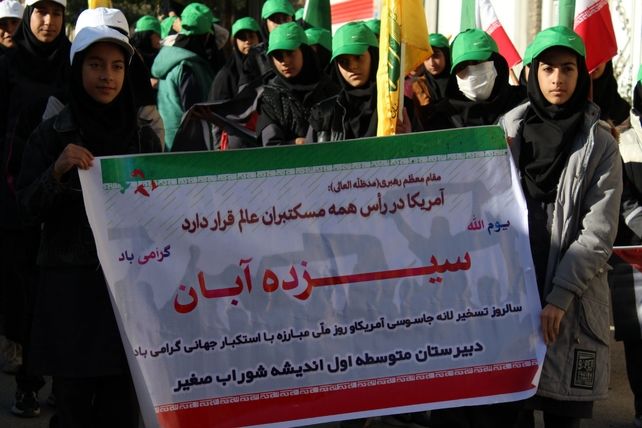 حماسه‌آفرینی دانش‌آموزان شوراب صغیر 