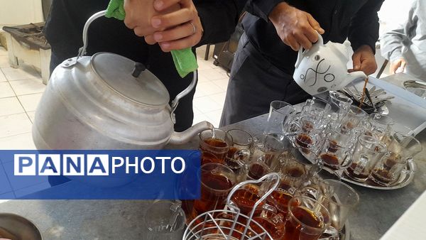 برگزاری مراسم زیارت عاشورا در اداره‌ آموزش و پرورش ناحیه ۴ کرج