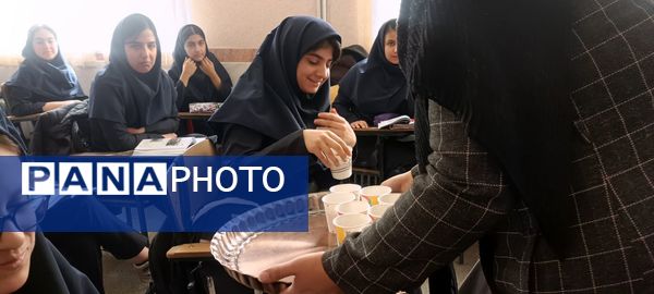 برپایی موکب دانش‌آموزان فراهانی در ایام فاطمیه