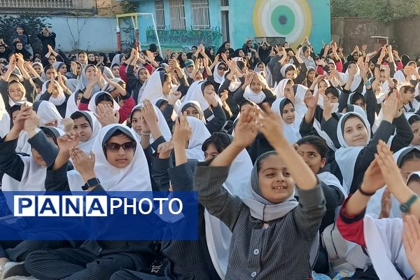 حضور پرشور دختران و پسران شهریار در روز استکبار ستیزی