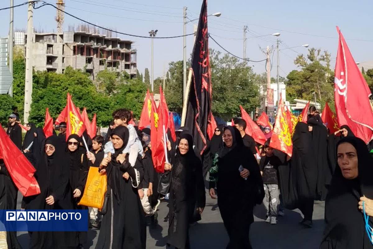 اربعین است و جهان یکسره هیأت شده است