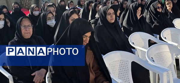 برگزاری یادواره «لاله‌های روشن» در دبیرستان مهدیه