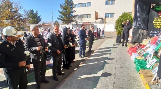 یادواره 118 شهید دانش‌آموز شهرستان بجنورد در مدرسه شاهد فاطمه زهرا(س)