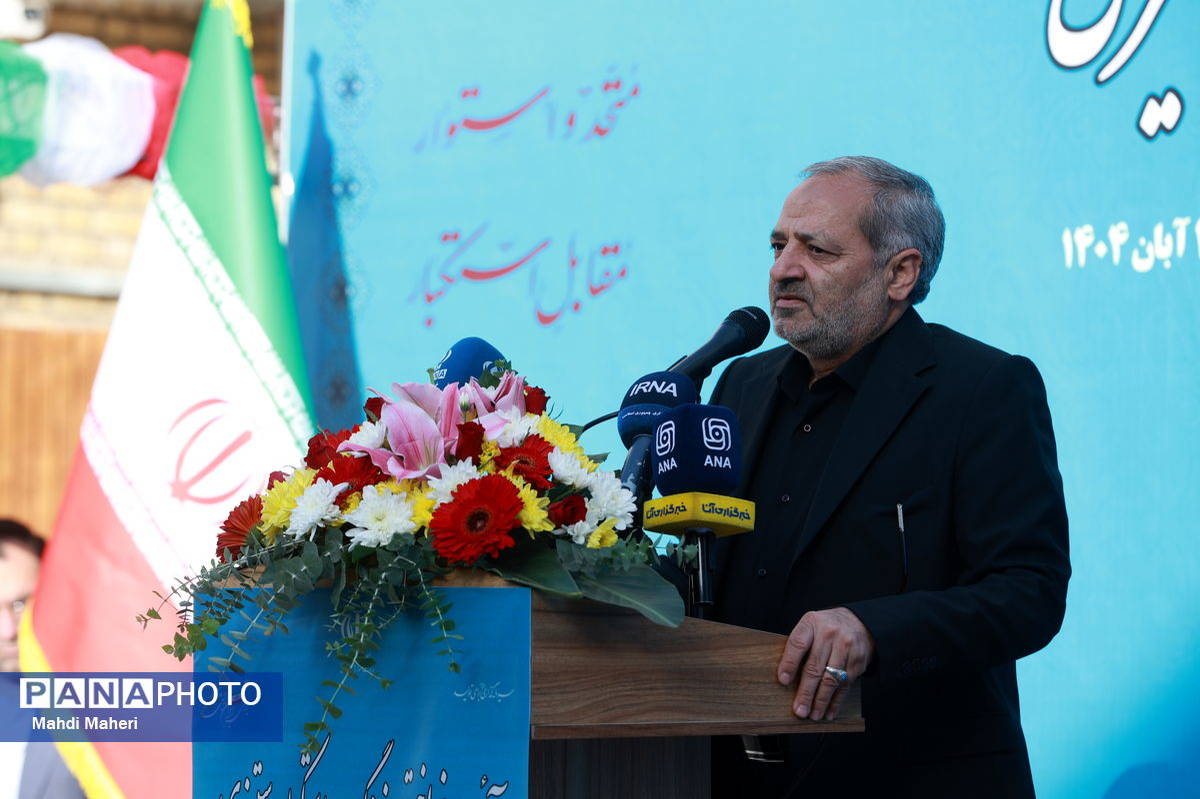 امروز نسل آینده‌ساز ایران بر خلاف تصورات دشمن، راسخ‌تر و قوی‌تر در مقابل دشمن خواهد ایستاد