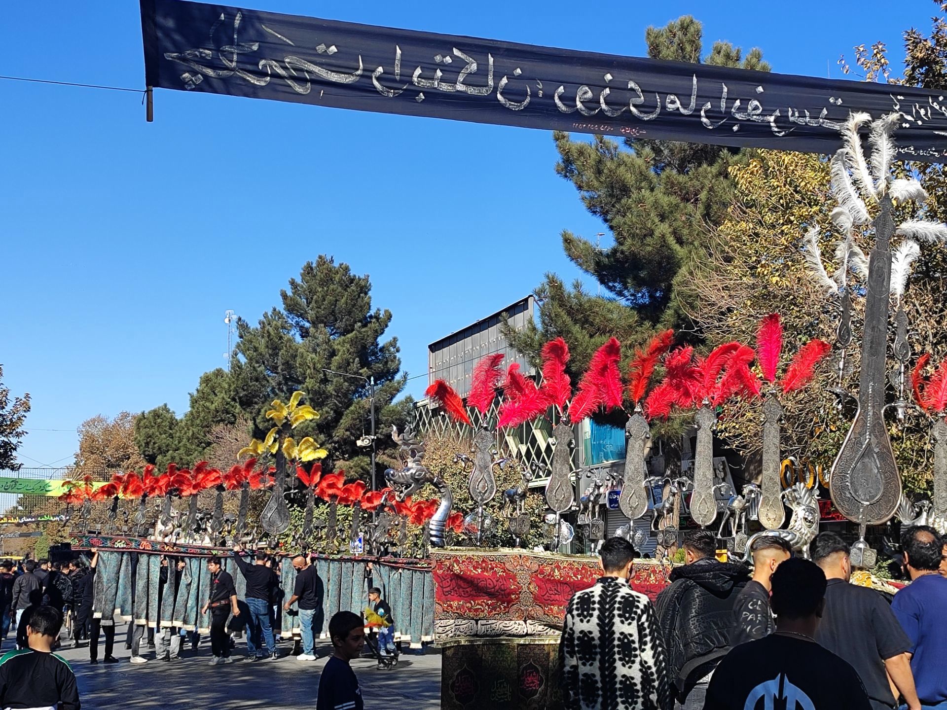 اجتماع عظیم مردم متدین نیشابوردرروزشهادت حضرت زهراسلام الله علیها