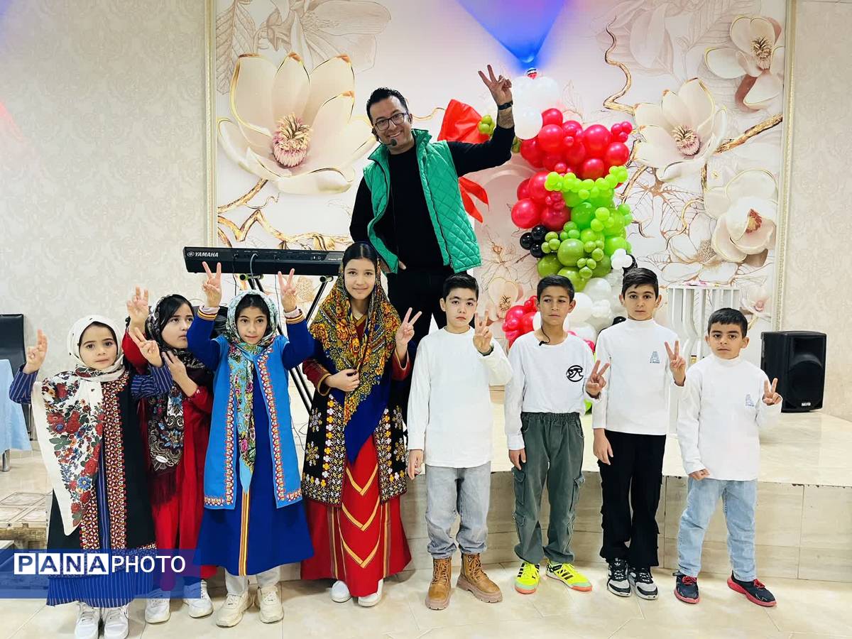 برگزاری جشنی برای معلولان، پاک‌ترین مخلوقات خدا در آشخانه 
