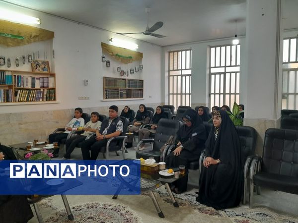 دیدار صمیمانه امامجمعه مروست با خبرنگاران پانا