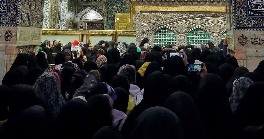حضور دانش آموزان زیارت اولی استان اصفهان در مشهدمقدس 