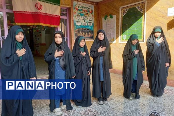 سیاه پوش کردن مدارس ناحیه دو شهرری به مناسبت ایام فاطمیه 