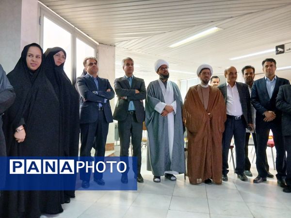 بازدید مسئولین کاشمر از بخش اطفال بیمارستان حضرت ابوالفضل (ع)