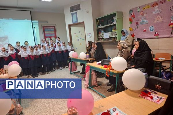  آیین گرامیداشت میلاد حضرت فاطمه(س) و روز مادر در مدارس شهرستان ملارد