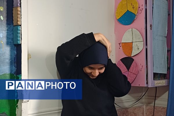 دانش‌آموزان دبیرستان زینبیه۲ شهریار آماده مقابله با زلزله