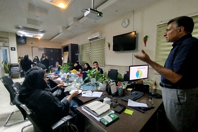 بحران آب مشهد زیر ذره‌بین رسانه‌ها و کارشناسان در فرهنگسرای محیط زیست
