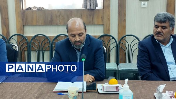 جلسه شورای اداری آموزش و پرورش خلیل‌آباد