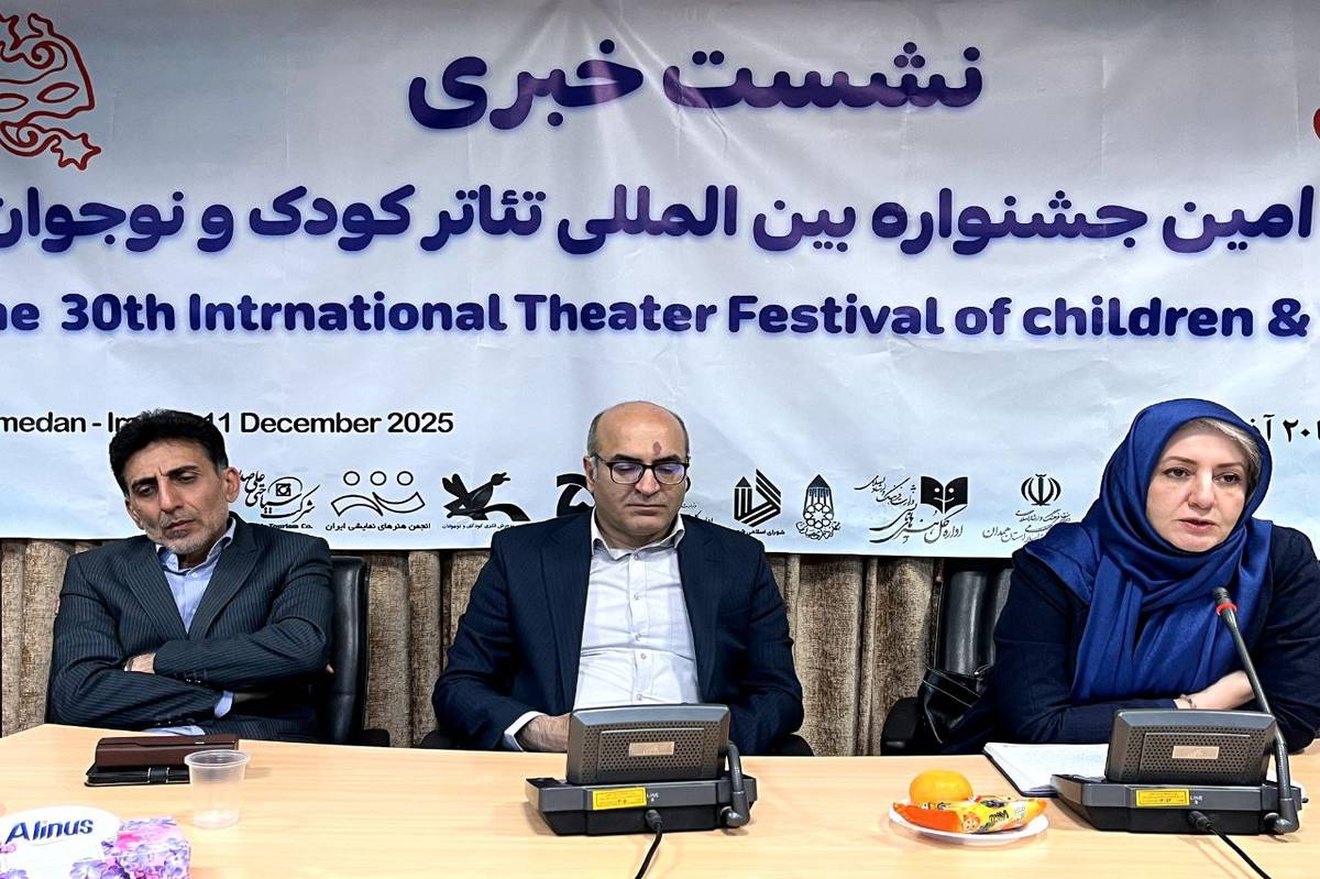 آزاده انصاری: جشنواره باید محل کشف استعدادها باشد نه پر کردن جدول اجراها