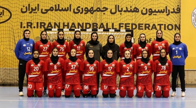 شیرزنان هندبال ایران با اولین پیروزی، مسیر صعود به نیمه‌نهایی را هموار کردند