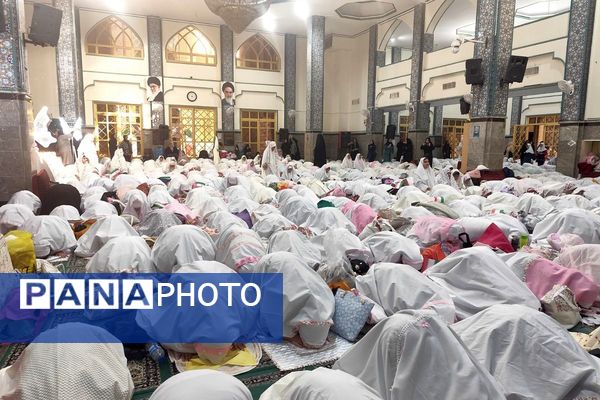 جشن تکلیف؛ لبخند بندگی در قاب تصویر