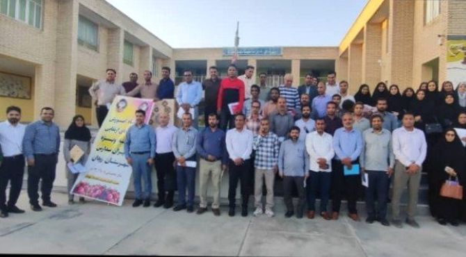 کارگاه‌های آموزشی در راستای اجرای طرح«نماد» در رودان برگزار شد