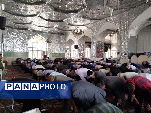 نماز جمعه کاشمر با حضور پرشور مردم برگزار شد