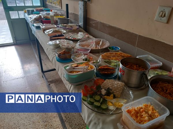 جشنواره غذا در دبیرستان دخترانه نور اردبیل 