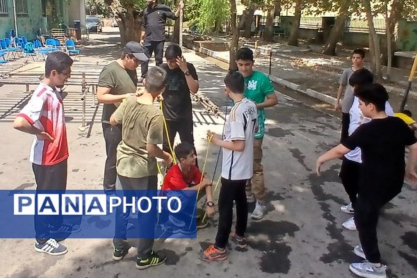 اردوی مثبت هشتادی‌ها در ناحیه 2 شهرری 