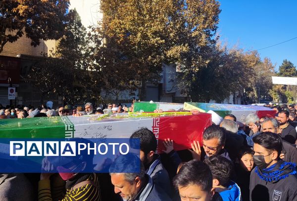 استقبال پرشور مردم بجنورد از پیکر شهیدان گمنام