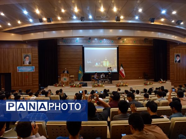 جشن میلاد حضرت رضا (ع) با حضور دانش آموزان قرآنی در سبزوار
