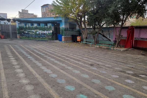 بازدید از وضعیت بهداشت و پایگاه‌های تغذیه سالم مدارس پاکدشت 