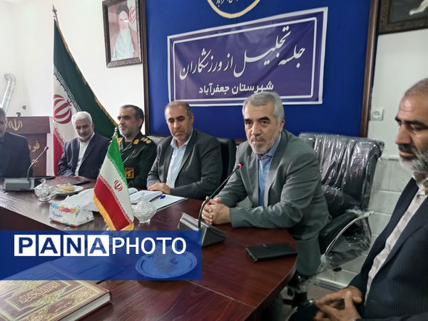 تجلیل از دختران برگزیده رشته‌های علمی ورزشی شهرستان جعفرآباد