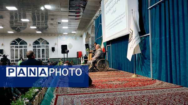 انس با قرآن در امامزاده سید حمزه