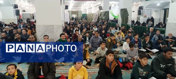 برگزاری محفل انس با قرآن «میهمانی آیه‌ها» در مسجد قمر بنی‌هاشم یزد